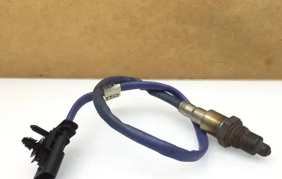Volvo XC40 Lambda probe sensor 31697211 078101F 0258030550