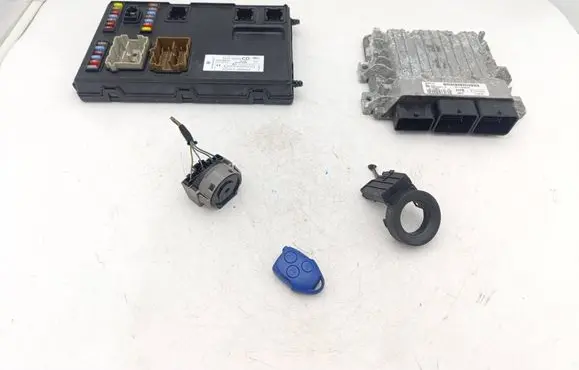 Ford Transit Engine ECU kit and lock set S180145001B CC1112A650AB Cc1T14A073CD