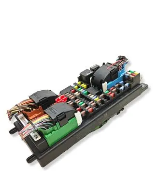 Land Rover Range Rover Evoque L538 Fuse module BJ3214F041AD 1654001472 528251F02
