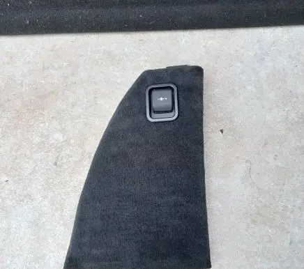 Other trunk/boot trim element