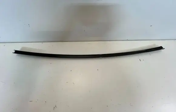 Mitsubishi Pajero Rear door trim (molding)