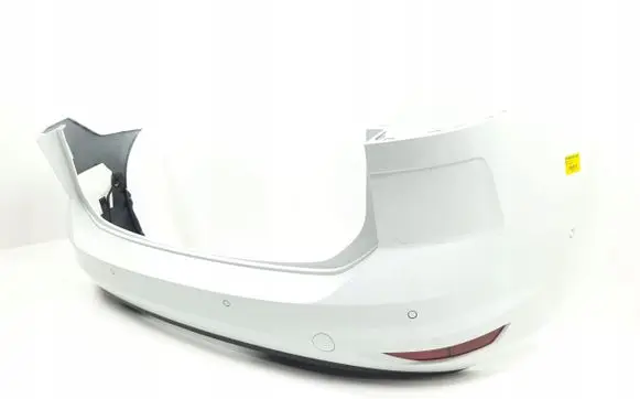 Volkswagen Touran III Rear bumper 5TA807421AB