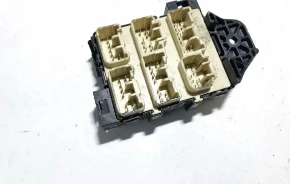 Toyota Avensis Verso Fuse box set