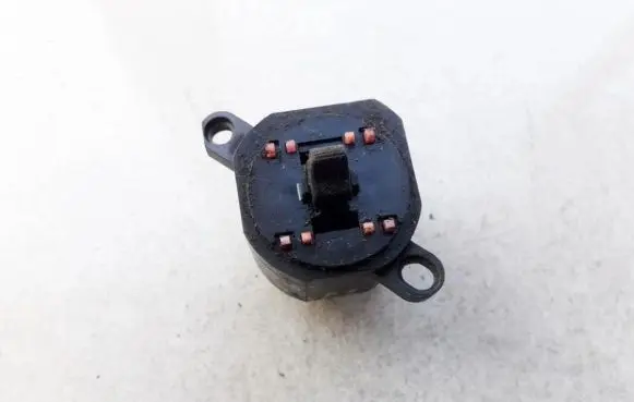 Mazda 626 Wing mirror switch