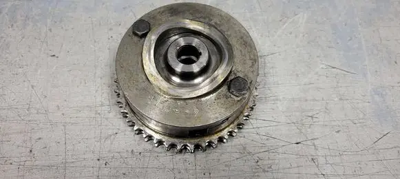 Mercedes-Benz 200 300 W123 Fuel pump gear (pulley) 
