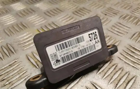 Opel Astra J Yaw turn rate sensor 13505726