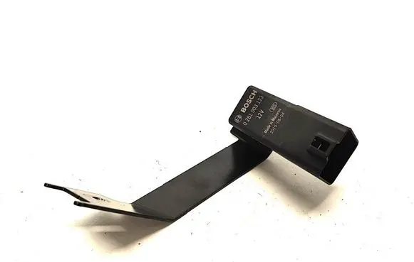 Land Rover Evoque I Glow plug pre-heat relay FX23189E2AC