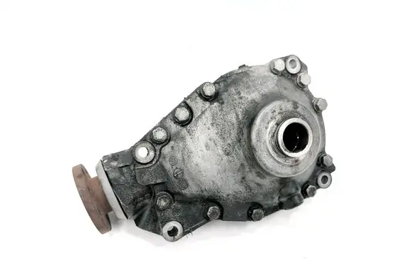BMW 3 F30 F35 F31 Front differential 17586910 7558151 755815105