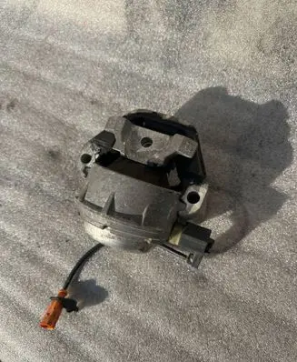 Audi A7 S7 4G Engine mount bracket W18416