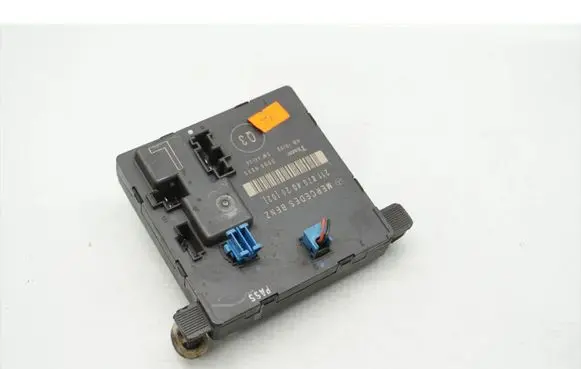 Mercedes-Benz E AMG W211 Door control unit/module 2118704026
