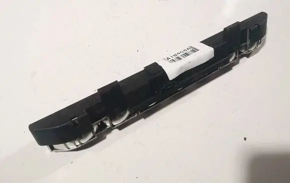 Volkswagen PASSAT B5 Third/center stoplight 3b5945121