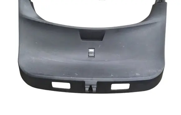 Tesla Model S Tailgate trim 100923700E