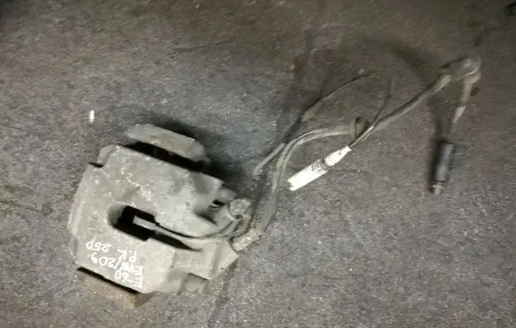 BMW 5 E60 E61 Front brake caliper