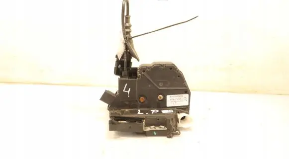 Renault Fluence Front door lock