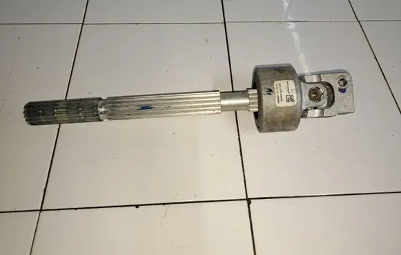 BMW 5 E60 E61 Steering column universal joint 2201054435A
