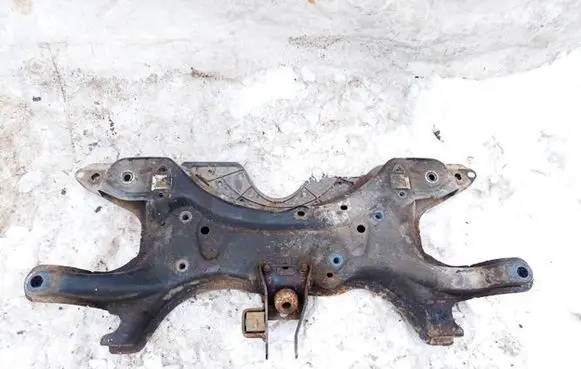 Toyota Prius (XW20) Front subframe