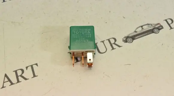 Lexus IS 220D-250-350 Other relay 8826332070