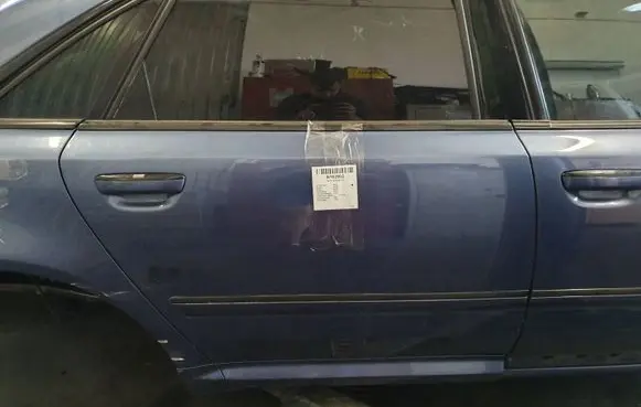 Audi A8 S8 D3 4E Rear door LZ4U