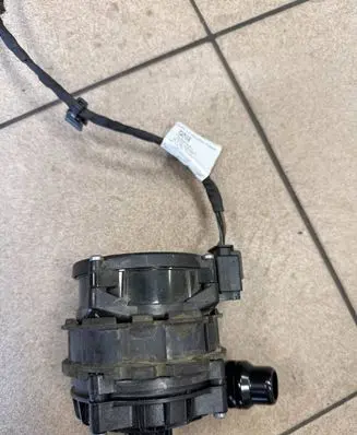 Mercedes-Benz GLE W167 Water pump A0005008900 8TW01512600 KP0007ZGS004