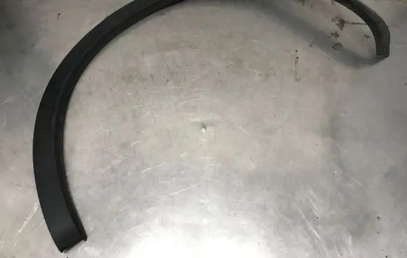 Nissan Qashqai+2 Rear arch trim 93829BR0