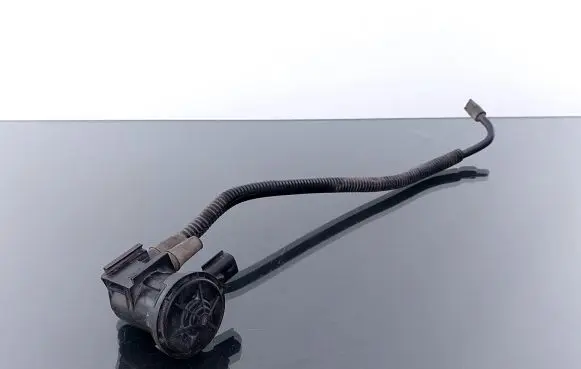 Chrysler Town u0026 Country IV Vacuum valve 04669569