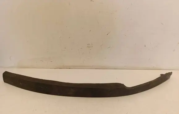 Front bumper lip