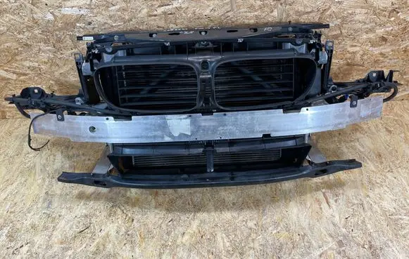 BMW 5 F10 F11 Radiator support slam panel