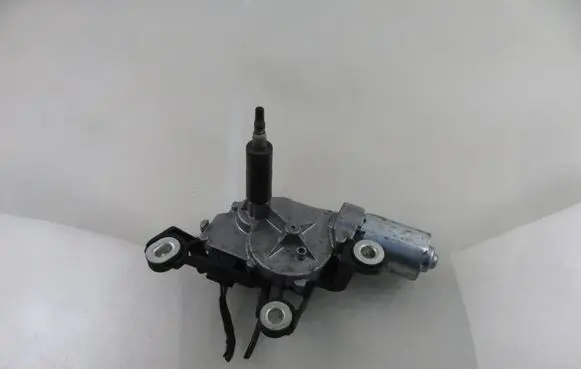 Seat Ibiza III (6L) Rear window wiper motor 6L6955711