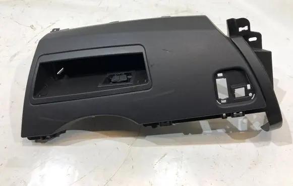 Lancia Phedra Glove box