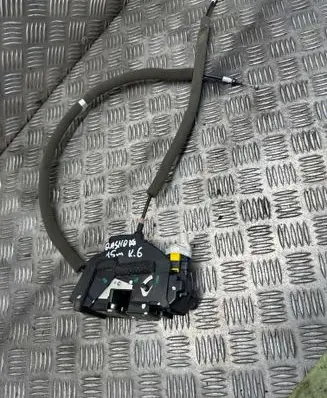 Nissan Qashqai Rear door lock