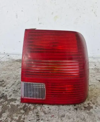 Volkswagen PASSAT B5 Rear/tail lights