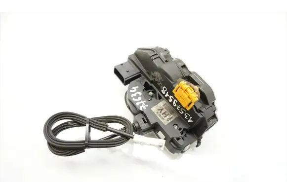 Opel Insignia A Front door lock 13579518