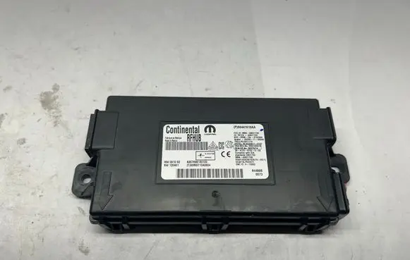 Dodge Charger Keyless (KESSY) go control unit/module 68441616AA P68441616AA