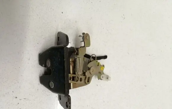 Mitsubishi Space Star Tailgate/trunk/boot lock/catch/latch