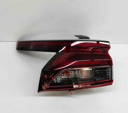 Nissan Qashqai J12 Rear/tail lights 265556UA0A