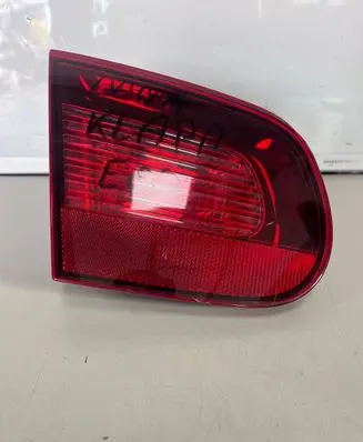Volkswagen Eos Tailgate rear/tail lights 1Q0945094