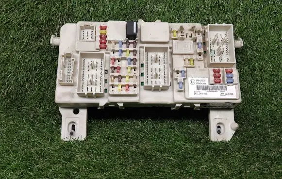 Ford C-MAX I Power management control unit 7M5T14A073CE