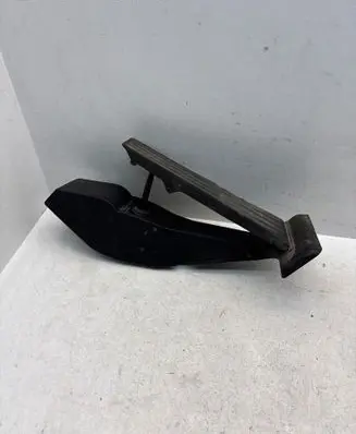 BMW 5 E39 Accelerator throttle pedal 3541676248101 25916010