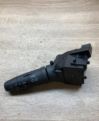 Nissan X-Trail T30 Indicator stalk 255408H701