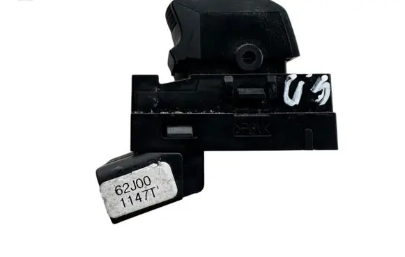 Suzuki SX4 Electric window control switch 62J00 1147T