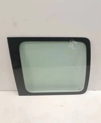Volkswagen Caddy Rear side window E000231 DOT682M3232AS2