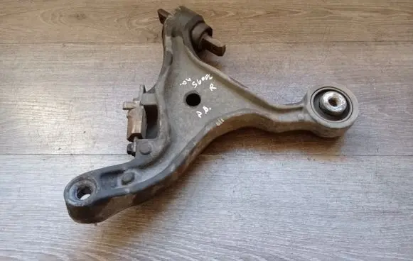 Volvo S60 Front lower control arm/wishbone