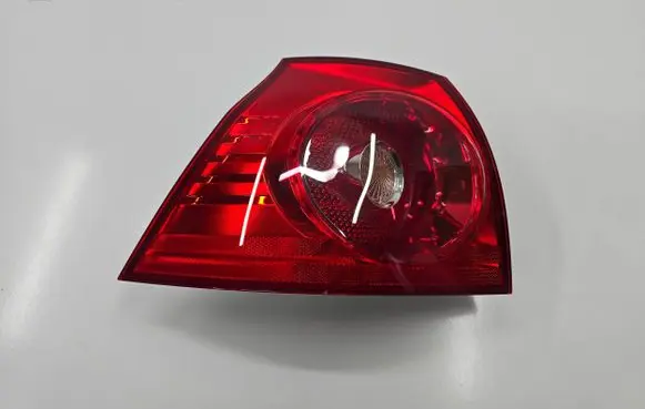 Volkswagen Golf V Rear/tail lights 1K6945095Q