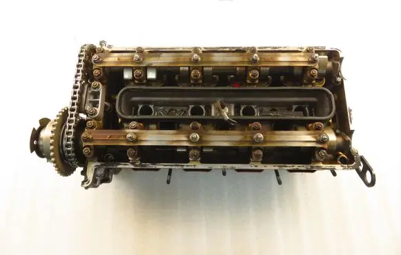 BMW X5 E53 Engine head 1745461
