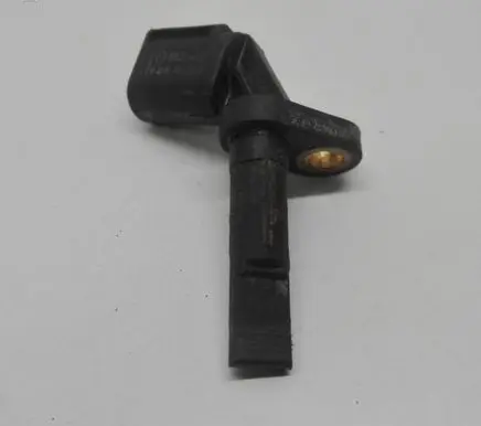 Volkswagen Phaeton ABS brake wheel speed sensor 0265007725