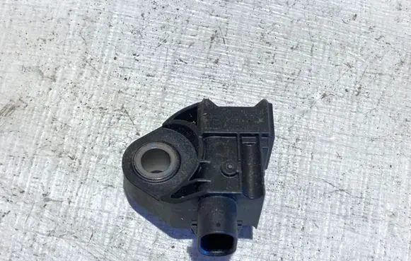 Mercedes-Benz C W205 Airbag deployment crash/impact sensor A2139051300 04834 869108