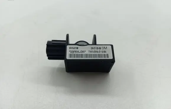 Honda CR-V Airbag deployment crash/impact sensor 5WK43786 7790SWAE113M4