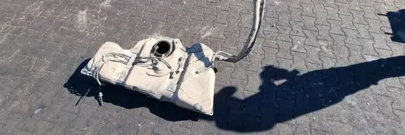 Peugeot 5008 II Fuel tank 