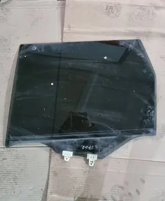 Nissan X-Trail T31 Rear door window glass 43R007953