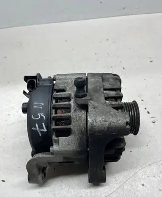 BMW 1 E81 E87 Generator/alternator 7805432 2605773A FG18D024